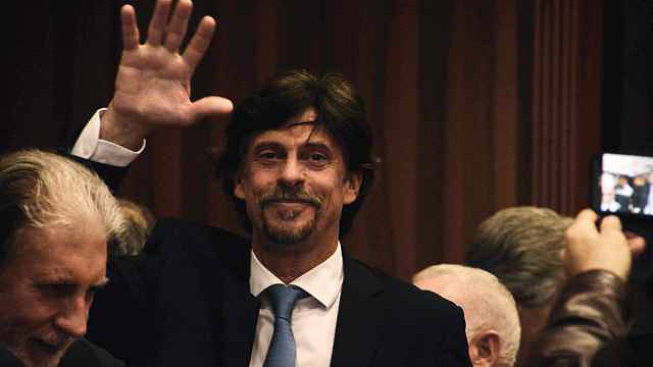 Risultato immagini per GIF patronaggio