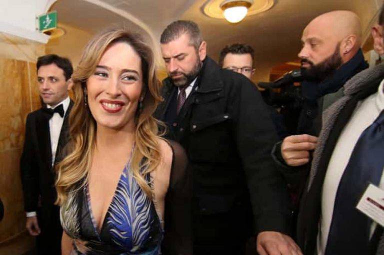 Come Si Chiama Il Padre Di Elena Del Pozzo