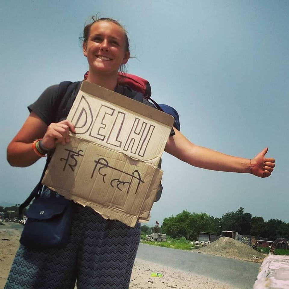Hannah Bolder la ragazza dell'autostop per l'Iraq Hannah Bolder fa autostop per l'Iraq
