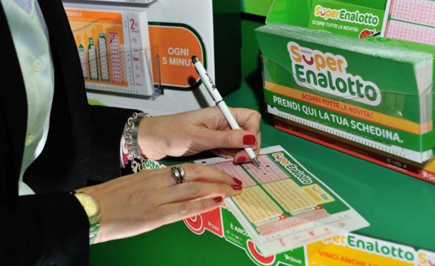 SuperEnalotto e Lotto di oggi 17 gennaio: diretta verifica ...