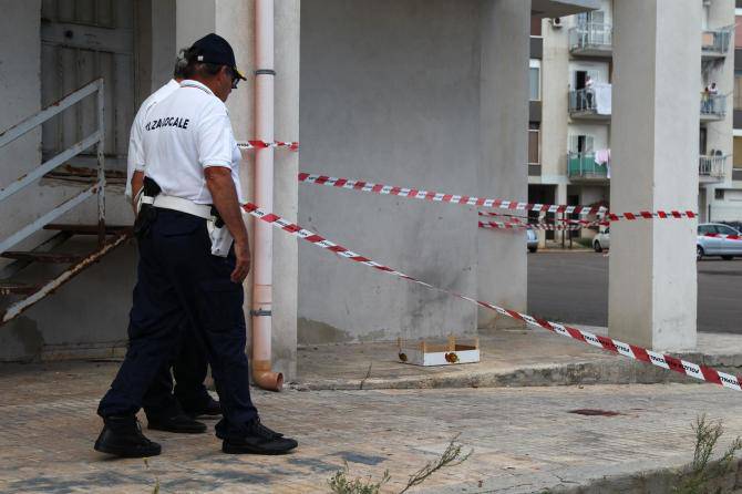 Bambino si getta dal balcone a Battipaglia - Leggilo