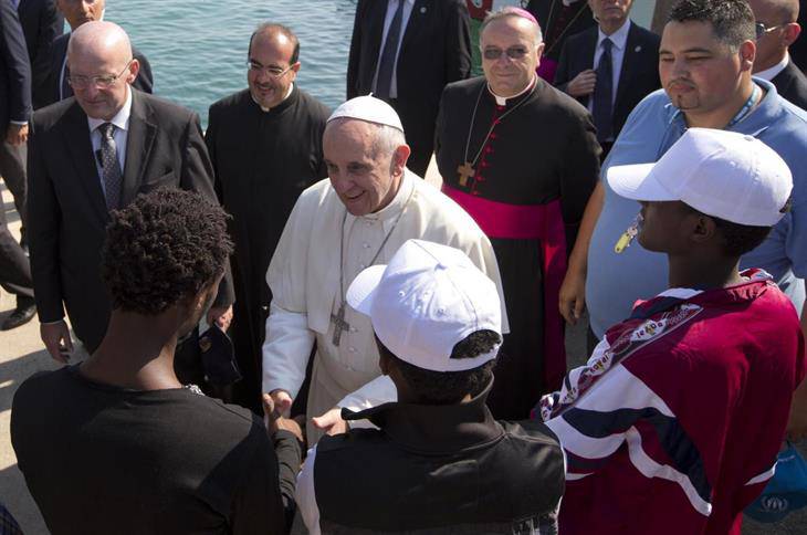 Papa Francesco e i migranti - Leggilo