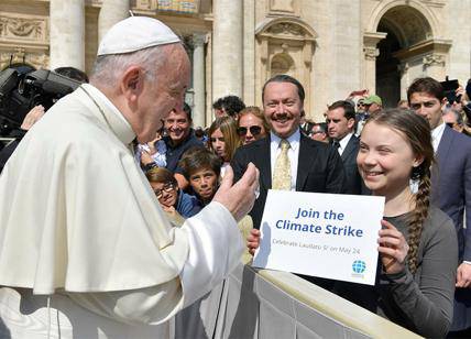 Greta Thunberg incendio Notre-Dame - Leggilo