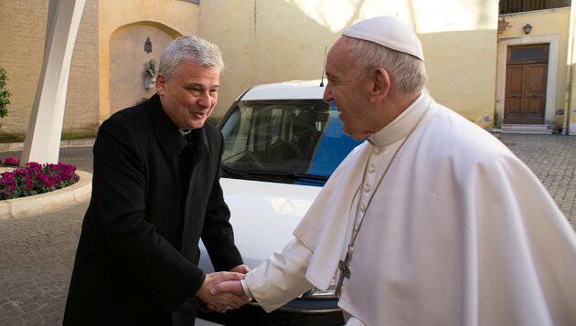 Elemosiniere del Papa paga lui i debiti - Leggilo