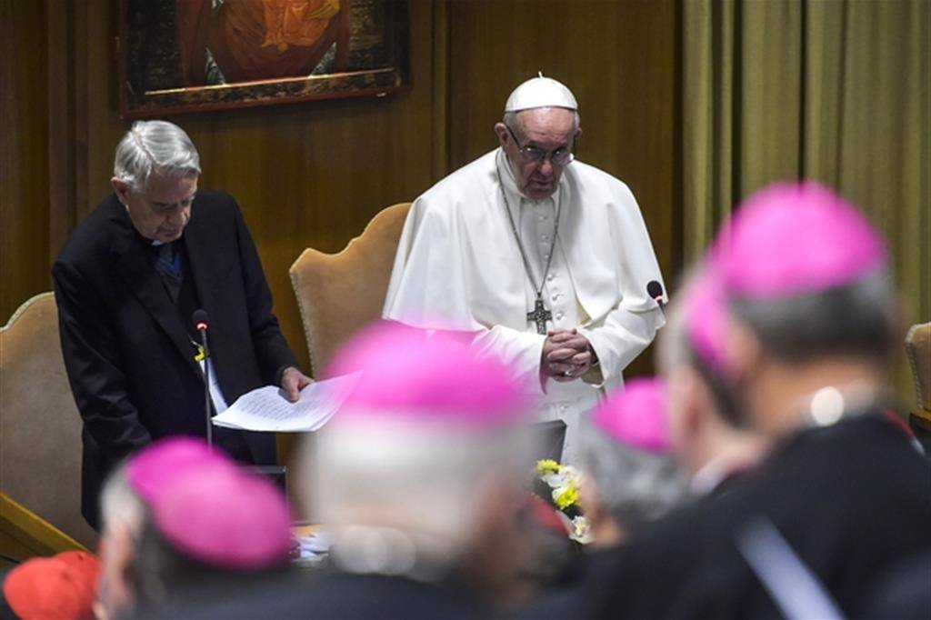 Vaticano conferenza abusi su minori - Leggilo