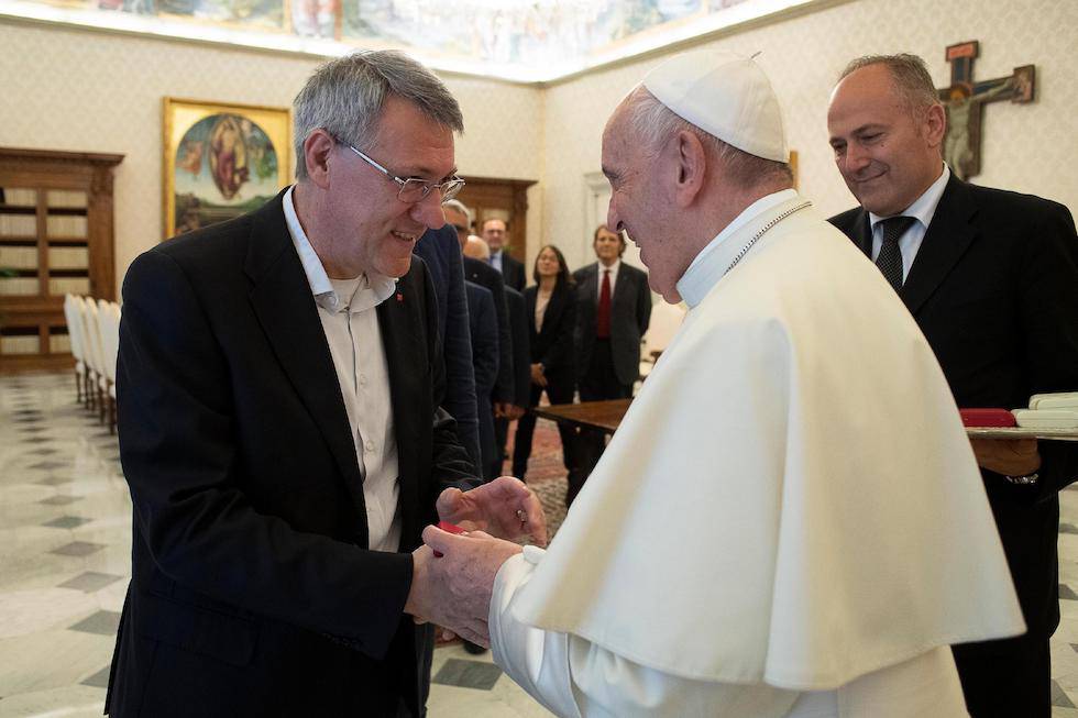 Papa Francesco incontro Landini Cgil udienza privata immigrati - Leggilo