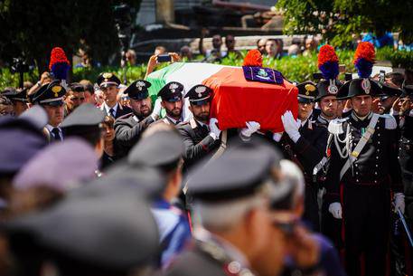 Funerali Cerciello Rega - Leggilo