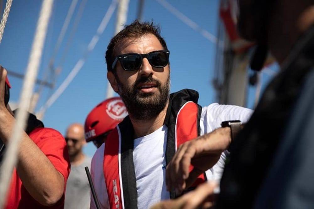 Alex Erasmo Palazzotto indagato rinuncia immunità parlamentare Sinistra Italiana Leu veliero nave ong immigrati Matteo Salvini accordo Italia Malta esposto Procura Agrigento - Leggilo