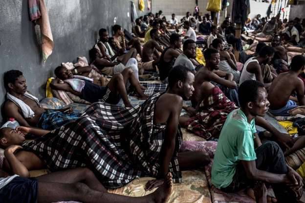 Governo libico valuta rilasciare liberare liberazione immigrati reclusi centri detenzione - Leggilo