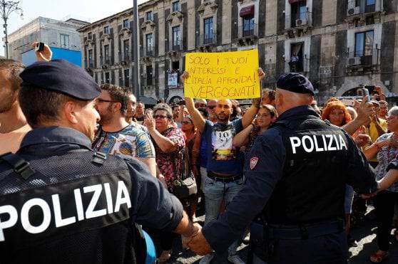 Salvini proteste Catania - Leggilo