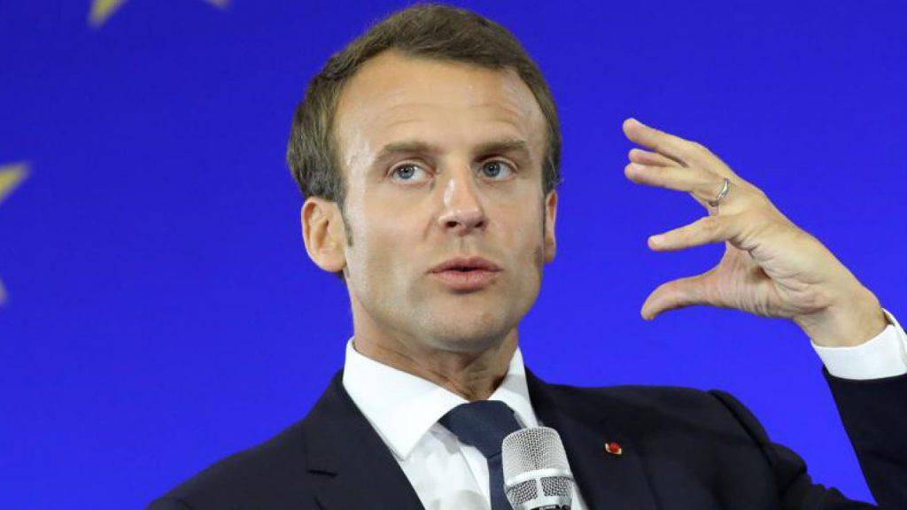 Emmanuel Macron presidente della Francia contro Luigi Di Maio M5s Matteo Salvini Lega Italia merita dirigenti all'altezza allearsi con l'estrema destra non funziona - Leggilo