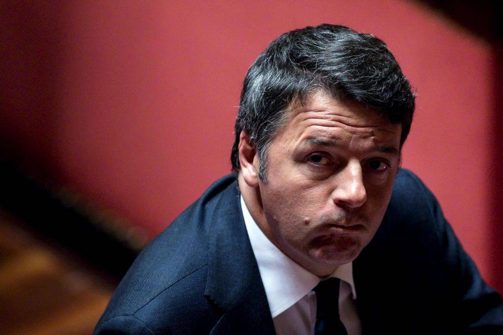 Inno di Mameli, Renzi critica Salvini - Leggilo