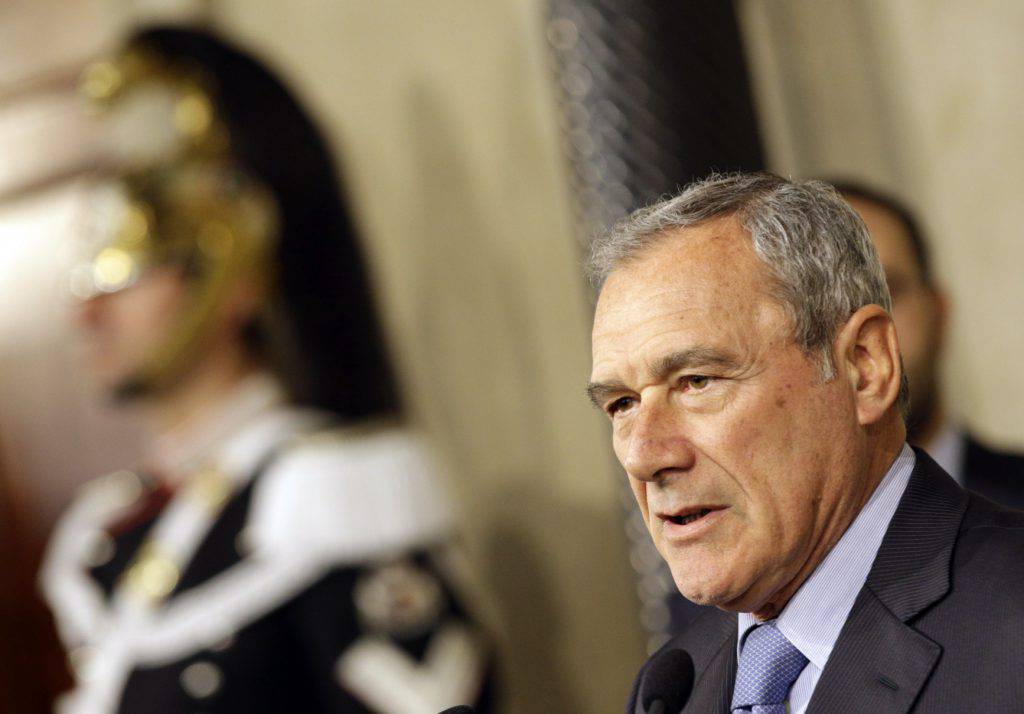 Pietro Grasso condannato dal Tribunale di Roma che ha emesso un decreto ingiuntivo per pagare al PD i contributi alla sua elezione in Parlamento nel 2013 - Leggilo