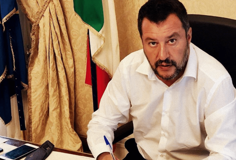 Salvini crisi di governo - Leggilo