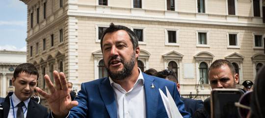 Spilloni su Matteo Salvini - Leggilo
