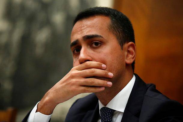 Di Maio, migranti - Leggilo