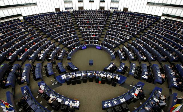 parlamento europeo boccia porti aperti