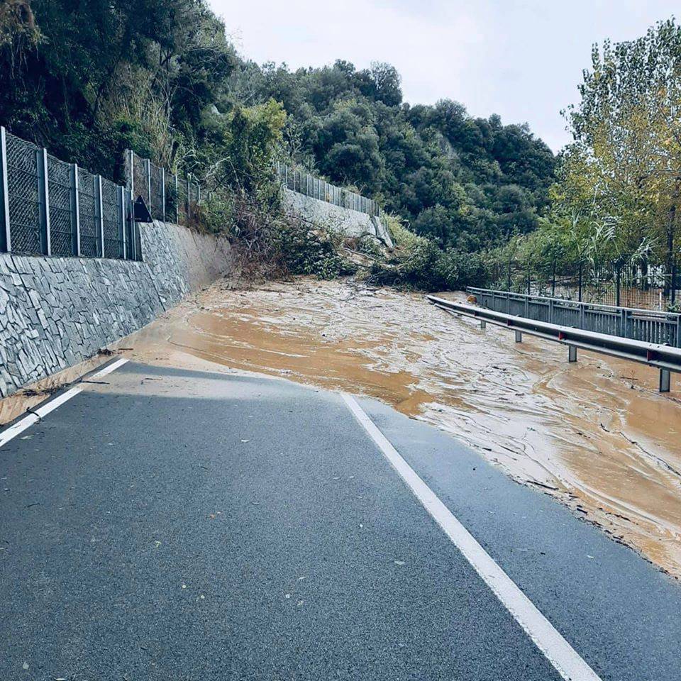 Il Ministro Costa lancia l'allarme: "Apriamo mille cantieri per la messa in sicurezza del territorio"