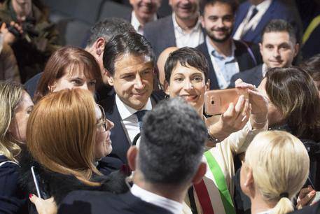 Il Presidente Conte incontra Mittal, sul tavolo il piano esuberi previsto dall'azienda - Leggilo.org