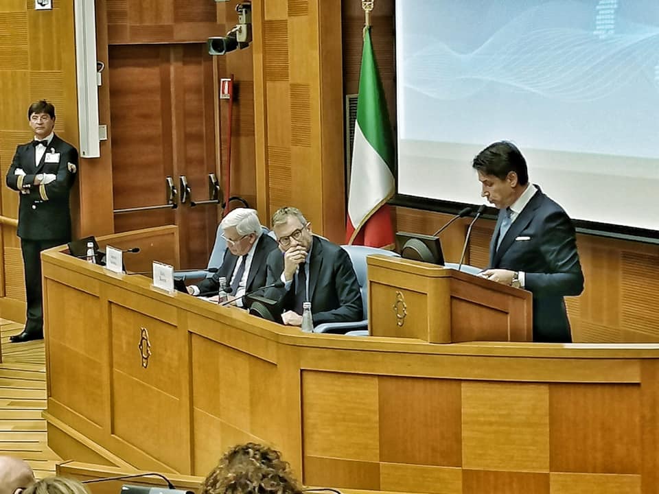 Presentazione Rapporto Svimez 2019 - Leggilo.org