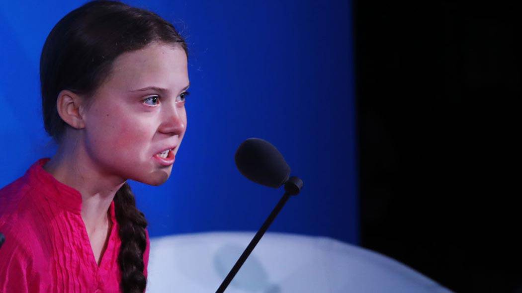 Greta Thunberg raggiunge la conferenza Onu sul clima su un mezzo inquinante - Leggilo.org