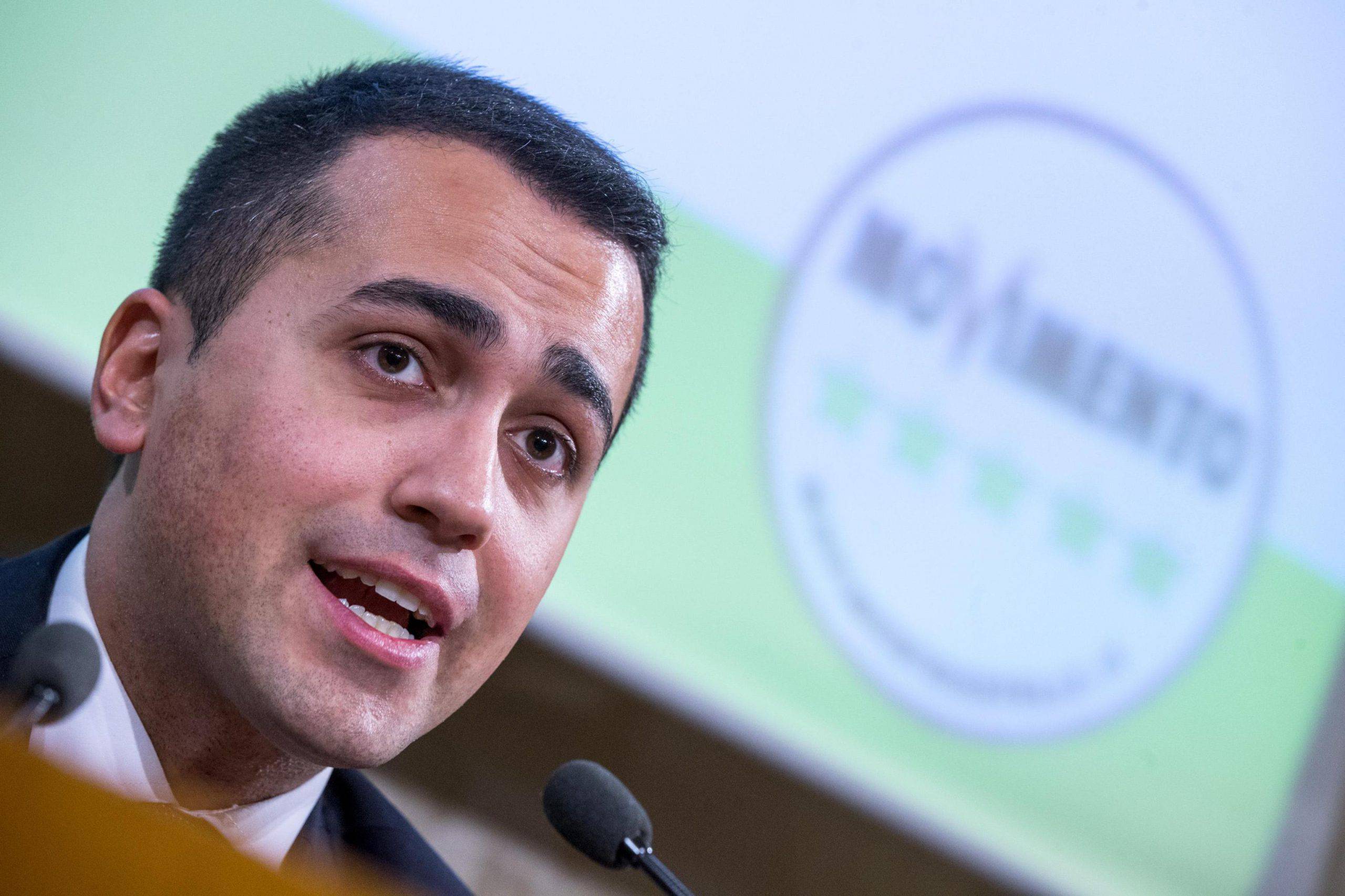 di maio segue sardine