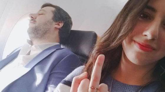 Selfie sardine Salvini - Leggilo.Org