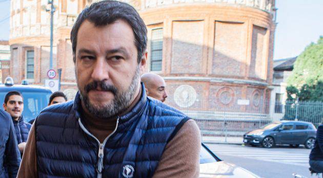 Voto in Giunta su Salvini, M5S-PD:"Rinvio dopo le elezioni" - Leggilo.org