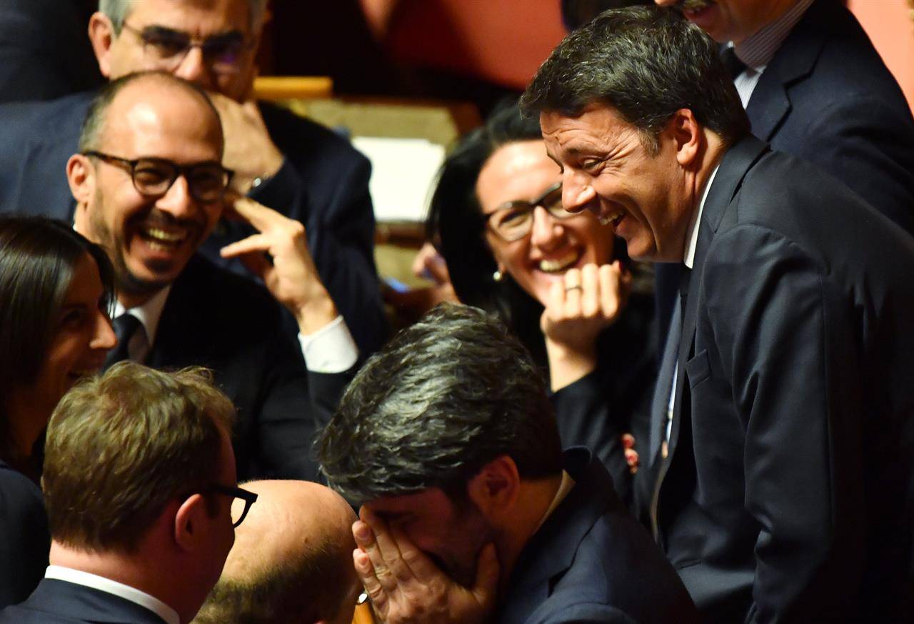 Renzi prepara la spallata - Leggilo.Org