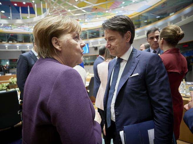 Conte all'attacco di Merkel e Rutte: "Italia lasciata sola in Europa" - Leggilo.org