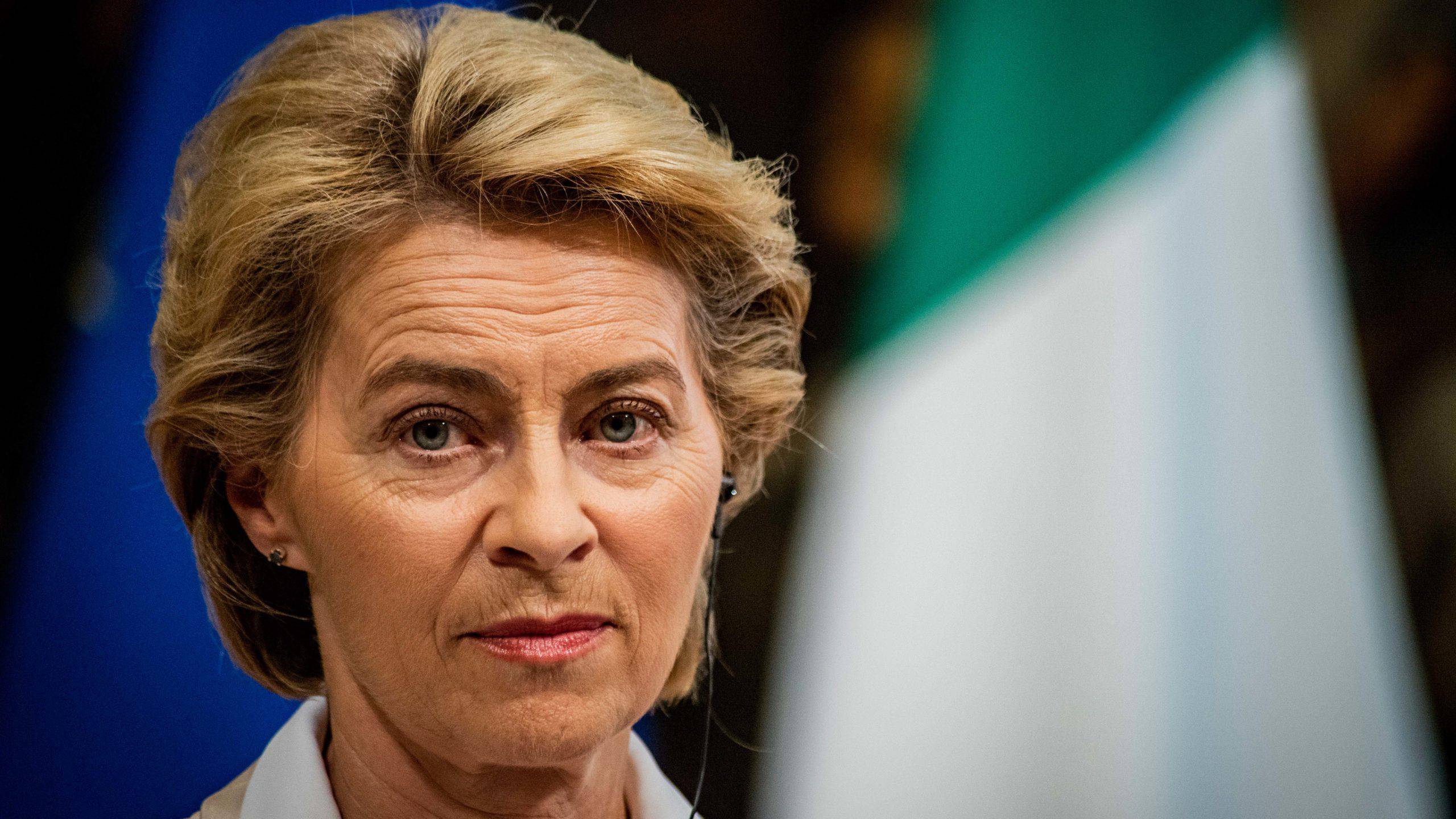 Coronavirus Ursula  von  der  Leyen  Non prenotate le 