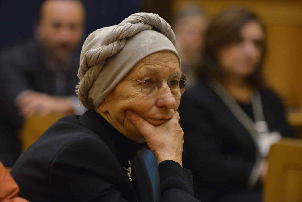 bonino regolarizzare migranti gettito