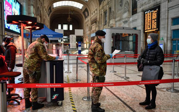 Fase 2, nuovo Dpcm di Conte: 2 metri di distanziamento e spostamenti solo nelle Regioni di residenza - Leggilo.org