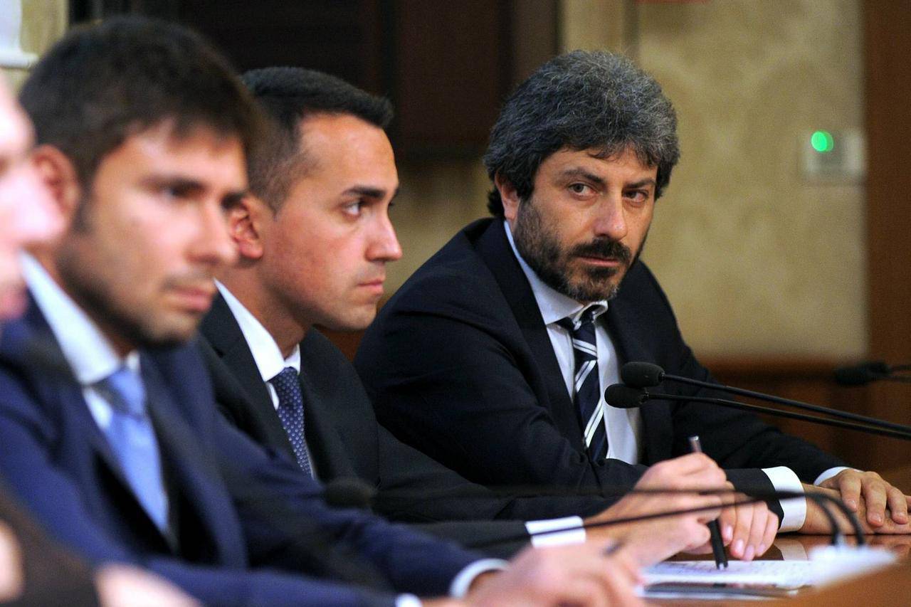 Presunti finanziamenti dal Governo venezuelano al M5S: Procura di Milano apre fascicolo - Leggilo.org