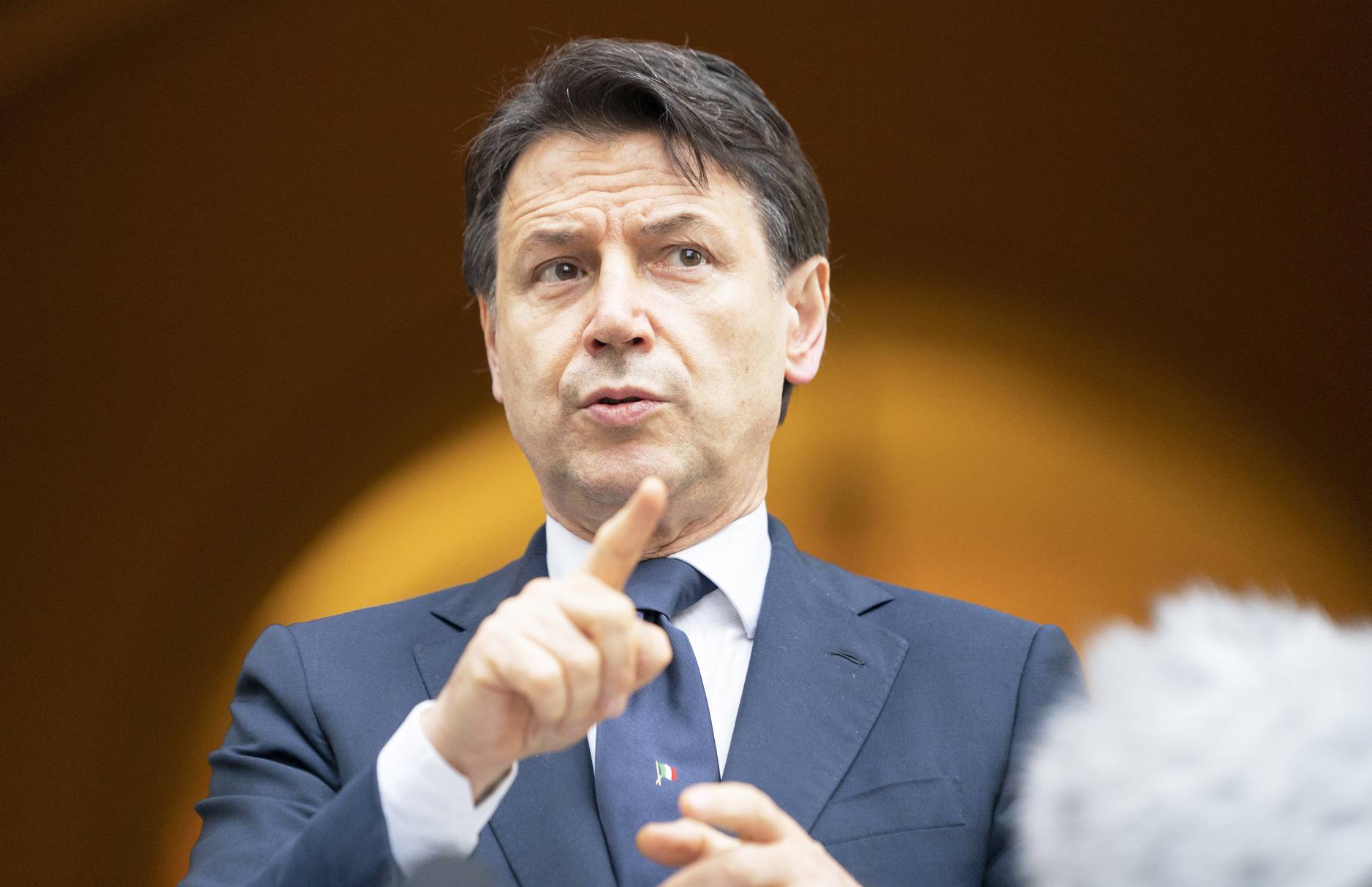 Autostrade: dopo 6 ore di Cdm raggiunta un'intesa per l'uscita di Benetton da Aspi - Leggilo.org