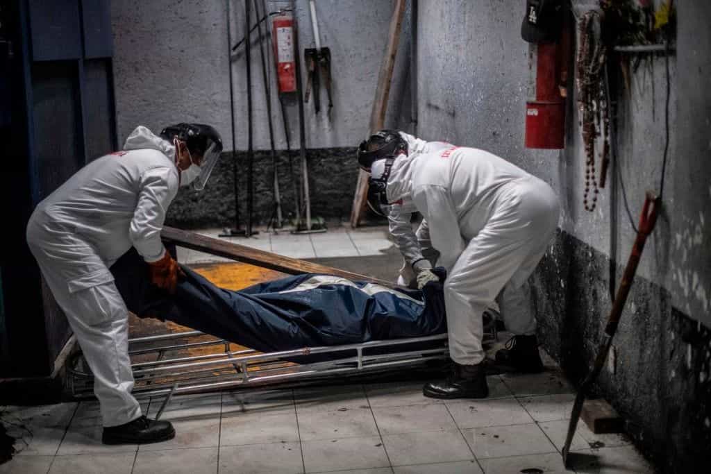 Una badante dilapida il patrimonio dell’anziana e riesce a farne distruggere il cadavere Una badante dilapida il patrimonio dell’anziana e riesce a farne distruggere il cadavere