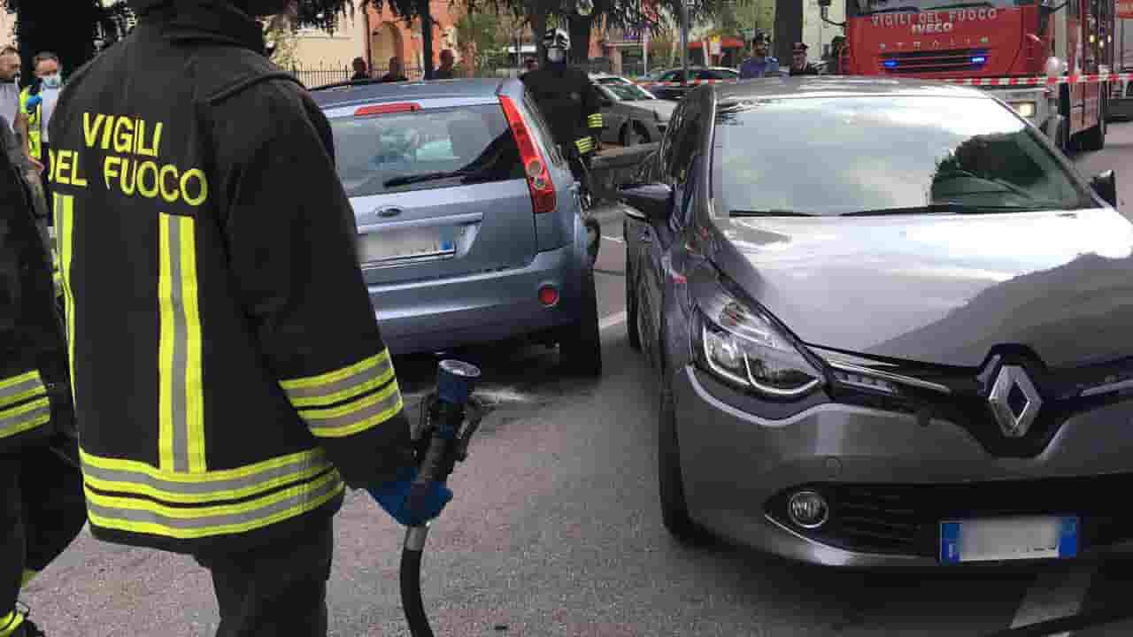 Si schiantano in auto dopo aver rubato un Rolex da 20mila euro