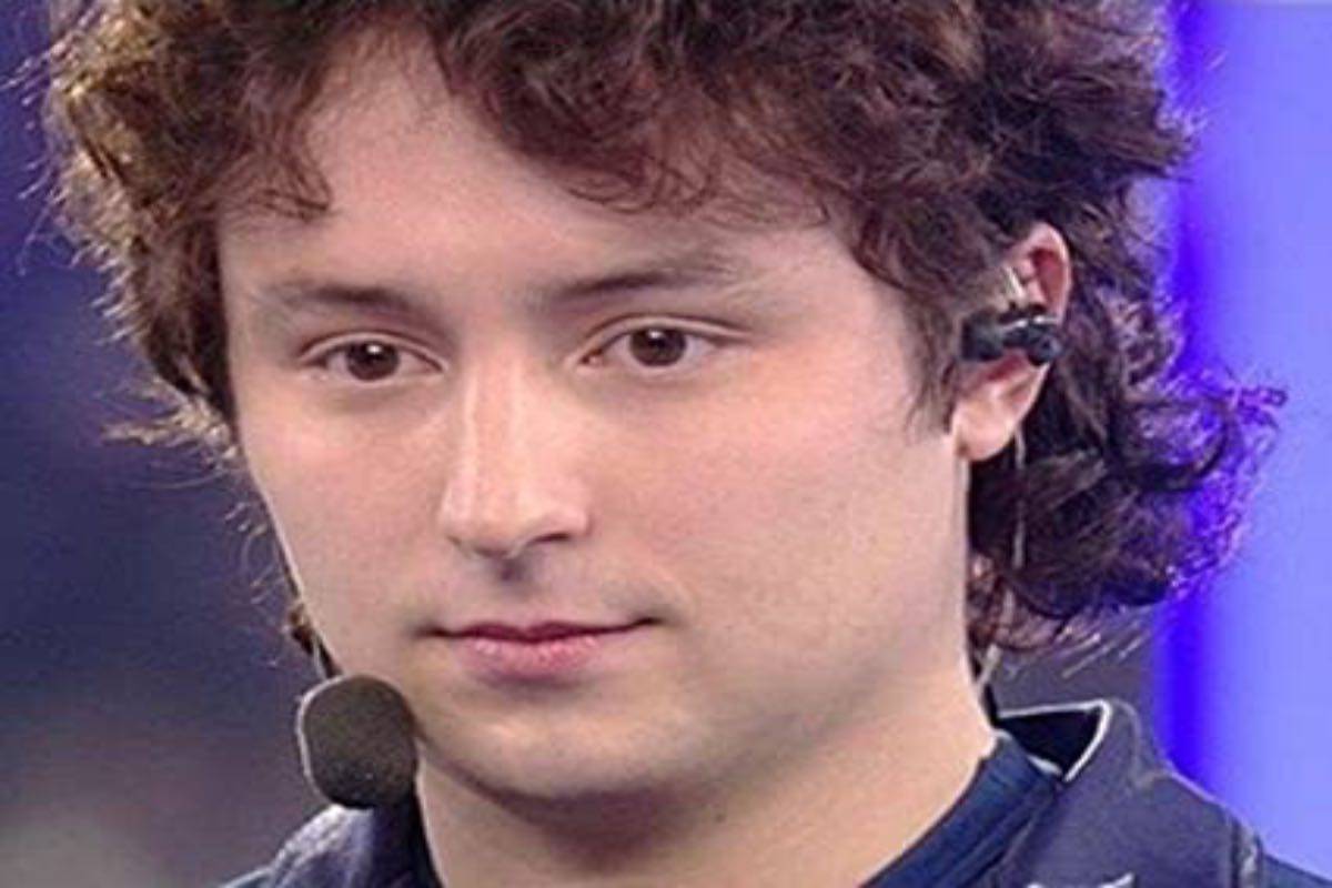 Amici: il primo tenore del programma Matteo Macchioni è irriconoscibile