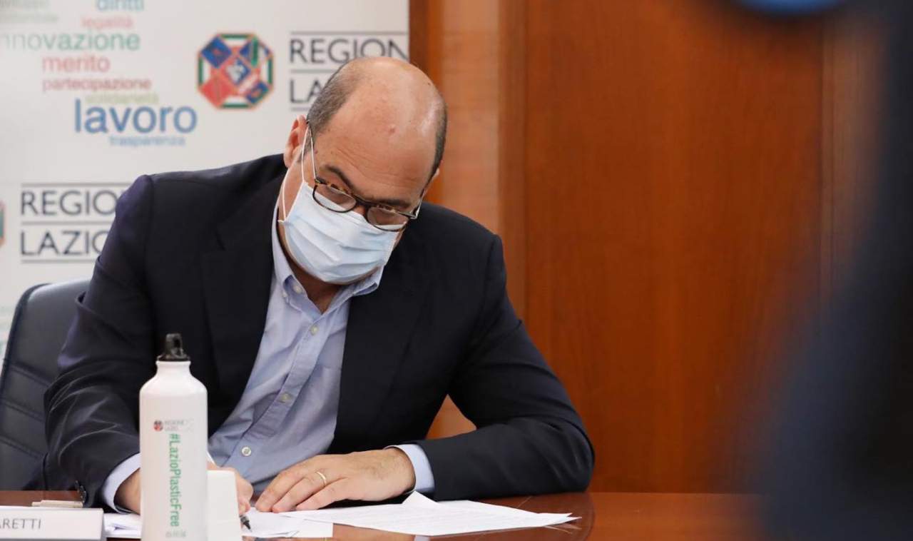 Anche nel Lazio scatta il coprifuoco e torna obbligatoria l’autocertificazione Anche nel Lazio scatta il coprifuoco e torna obbligatoria l’autocertificazione