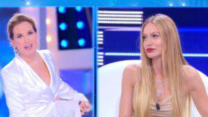 Barbara D'Urso scoop: l'ospite dichiara "Sono stata un flirt di Flavio Briatore"