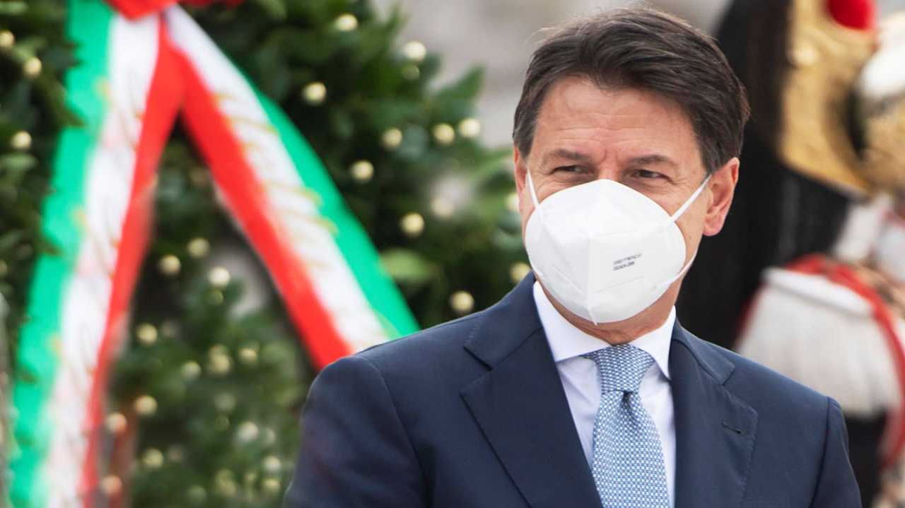 Il lockdown a Natale costa 110 miliardi, serve un piano per evitarlo