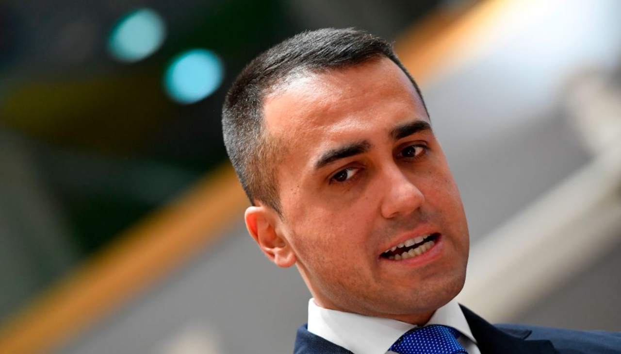 Di Maio contro le regioni: "Spettacolo indecoroso"