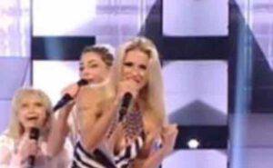 Michelle Hunziker: il vestito si strappa durante il programma lasciando senza parole