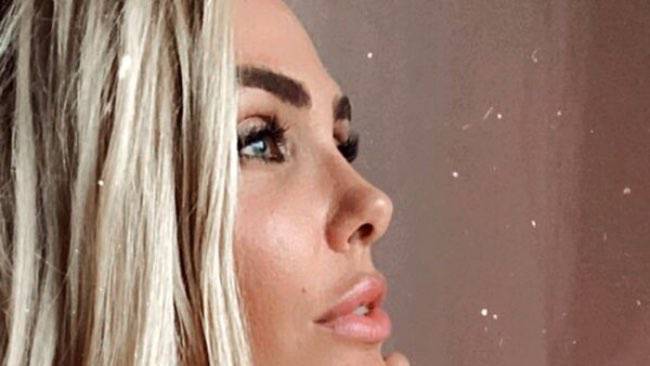 Ilary Blasi dichiara: "Babbo Natale esiste" e mostra il regalo dalla cifra folle