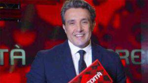 Flavio Insinna viene sospeso il programma l'Eredità? Tutta la verità