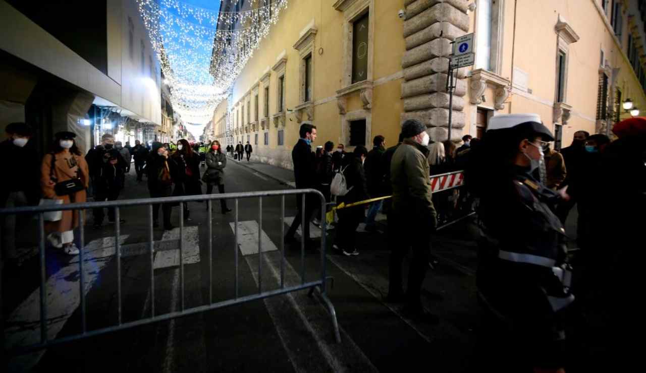 Natale in zona rossa: cosa si può fare oggi, 25 dicembre