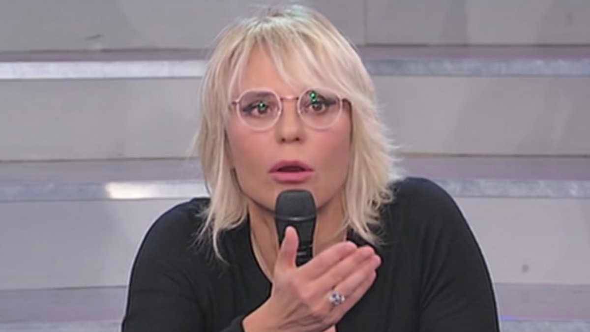 Uomini e Donne : svelato il motivo perché non andrà in onda Maria De Filippi