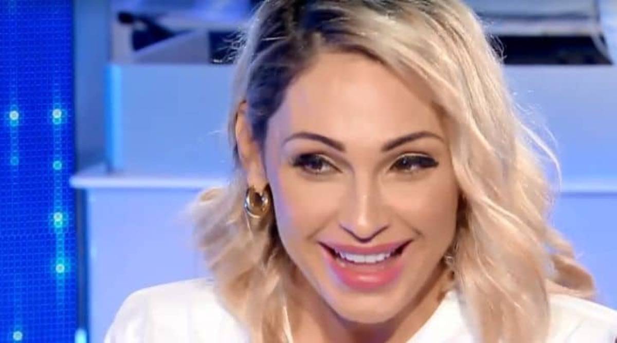 Anna Tatangelo: finalmente esce allo scoperto con il nuovo amore