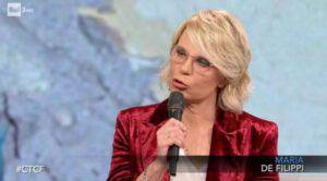 Maria De Filippi rivela in diretta: "Ho paura" ecco cosa sta succedendo