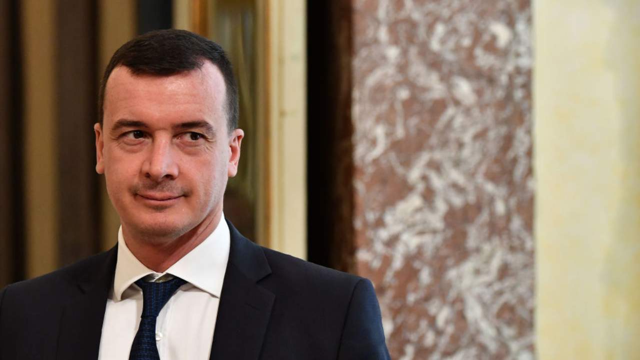 Casalino su Renzi: "Se andiamo in Senato lo asfaltiamo come Salvini"